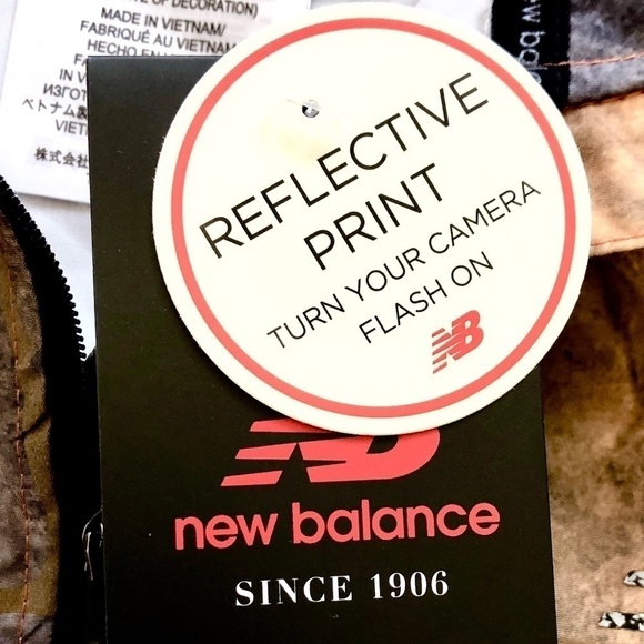 New Balance, PMV, Kimbia Jacket,‎ REFLECTIVE, Womens, Lightweight, Size S, NWT - Picture 5 of 16